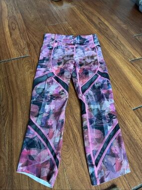 lululemon athletica Pink & Black Abstract Print Leggings
